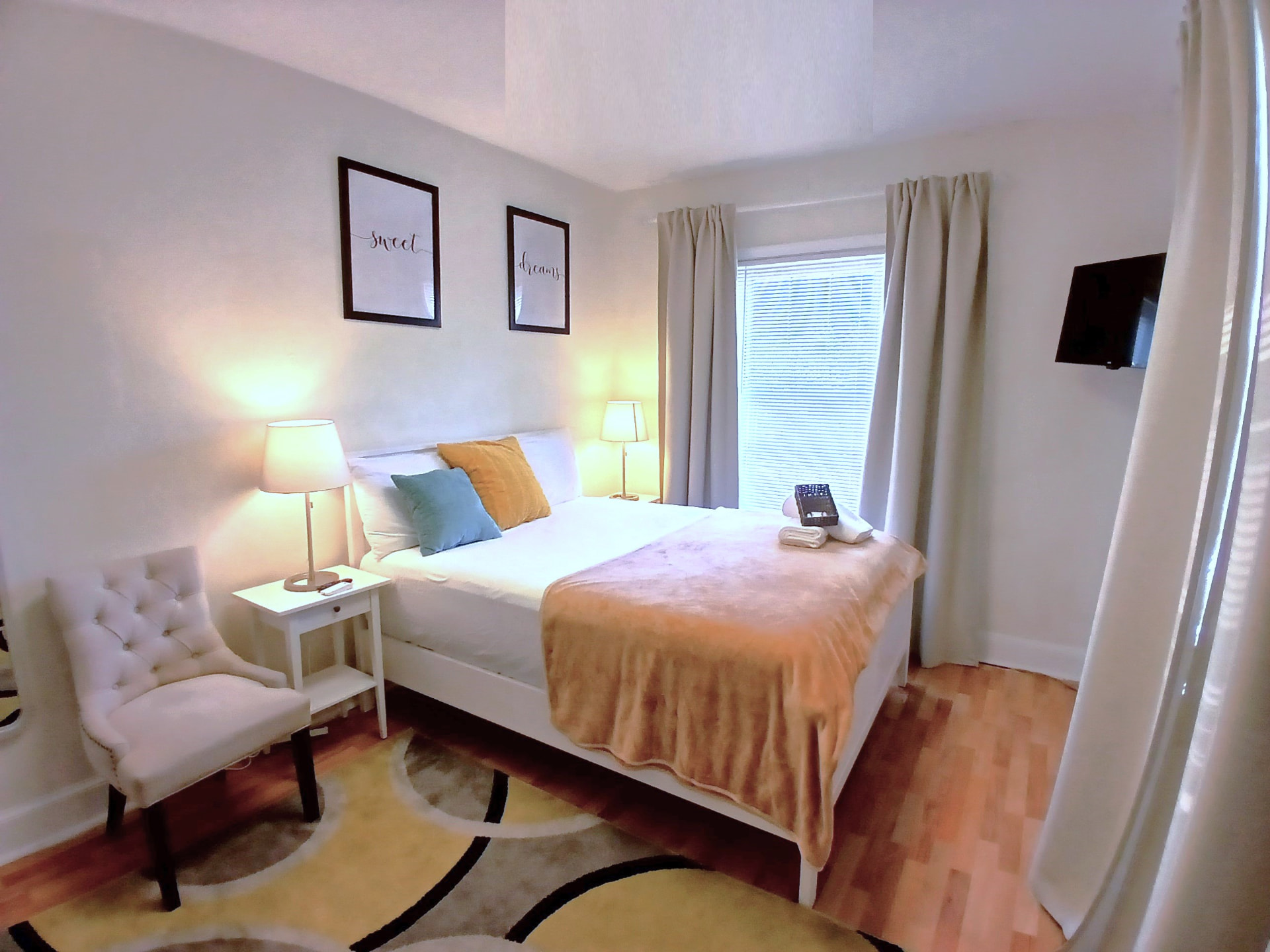Cheerful Room